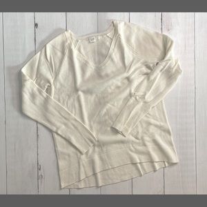 Gap V-Neck Sweater